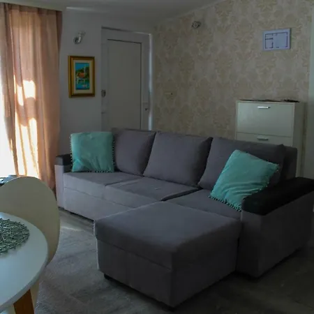 Apartman N